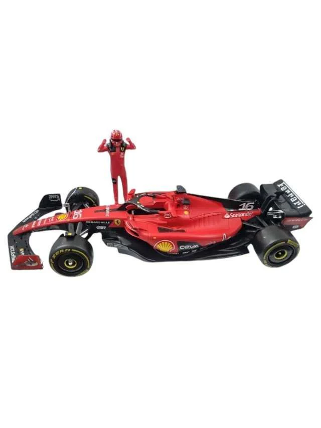 Bburago f1 sf-23 Charles Leclerc with driver - Image 2