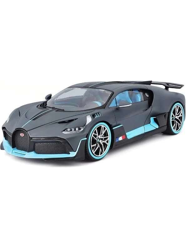 EXCLUSIVE Bburago Bugatti Divo (box damaged car mint condition) - Image 4
