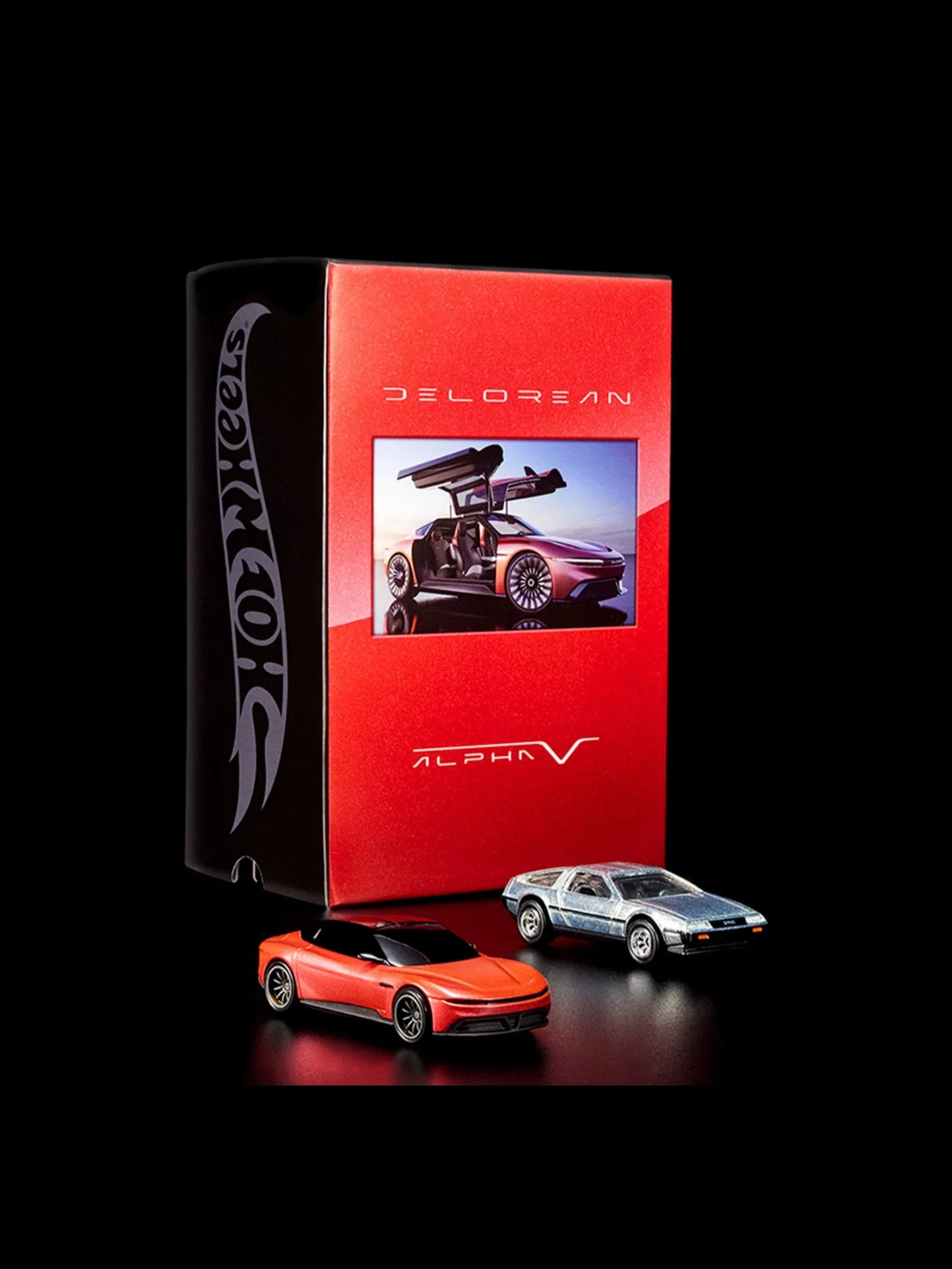 EXCLUSIVE RLC HotWheels x DeLorean | DMC-12 & Alpha5 Collector Set - Image 3