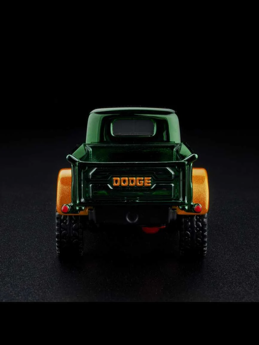 EXCUSIVE Hotwheels RLC 1952 Dodge Power-Wagon - Image 9