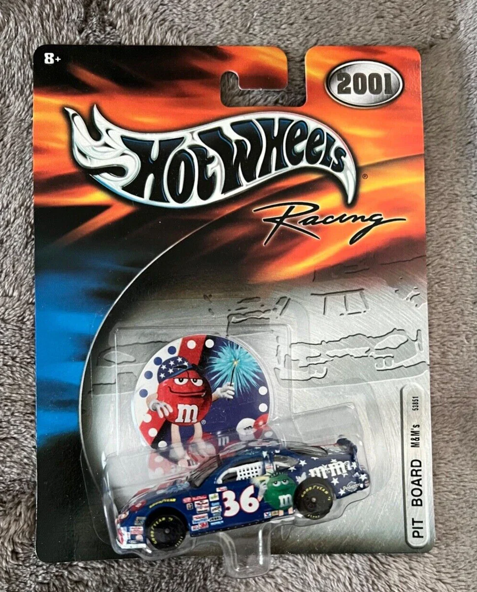 Hot Wheels 2001 racing pit board m & m' s 1/64 Scale - Image 2