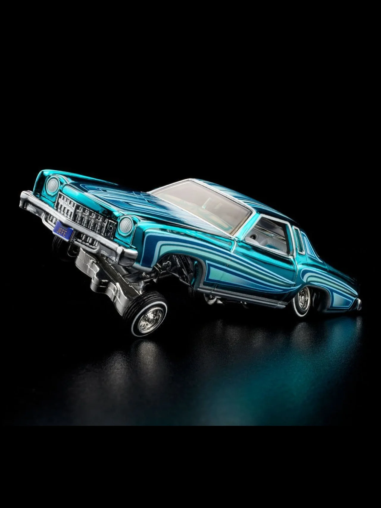 HotWheels 1975 Chevrolet Monte Carlo RLC 1:64 Scale - Image 4