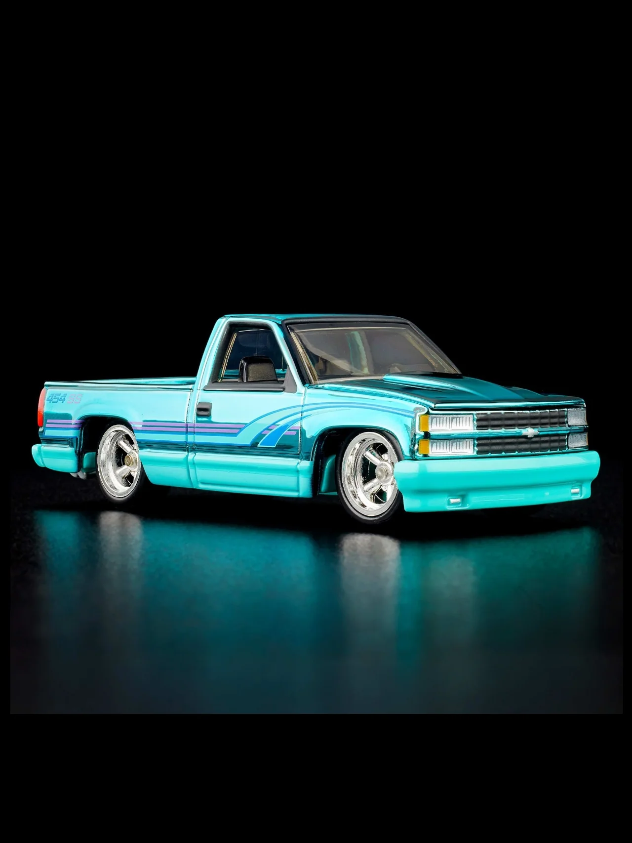 HotWheels 1990 Chevy 454 SS RLC 1:64 Scale (With Protector) - Image 10