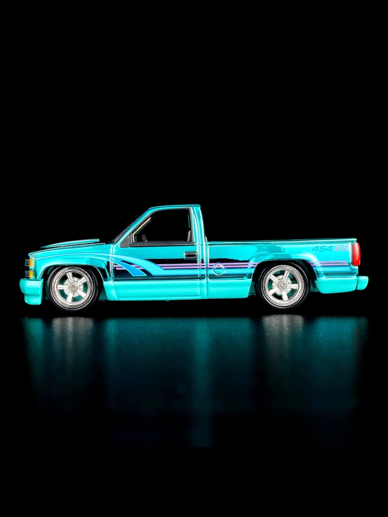 HotWheels 1990 Chevy 454 SS RLC 1:64 Scale (With Protector) - Image 11