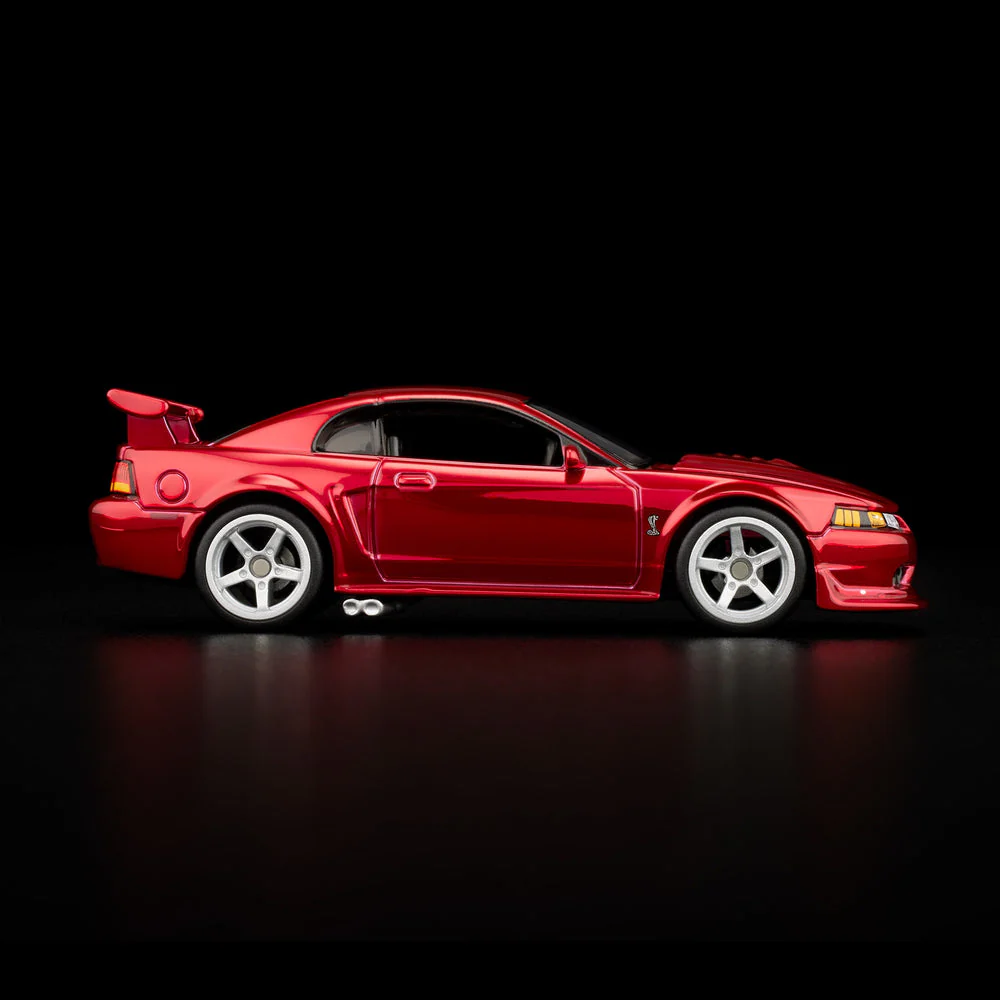 HotWheels 2000 Ford Mustang SVT Cobra R RLC 1:64 Scale (With Protector) - Image 16