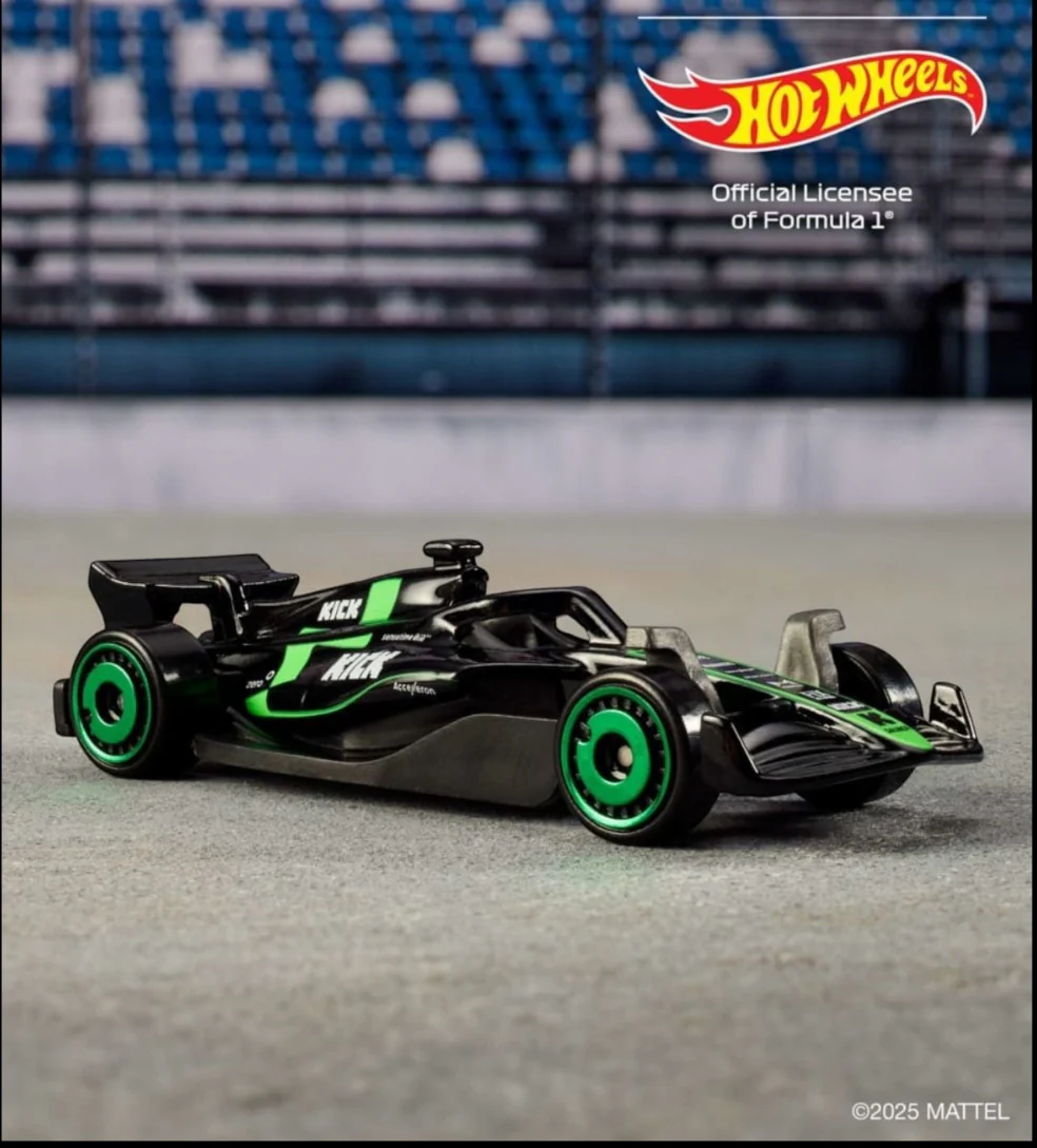 HotWheels Formula 1 (F1) Pack of 5 (McLaren,Alpine,Visa,Kick,Moneygram) Imported 1:64 Scale JGF58 - Image 5