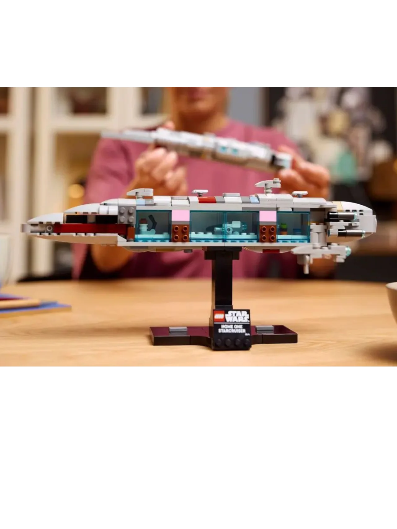 LEGO Disney Star Wars Home One Starcruiser (559 pcs) - Image 7