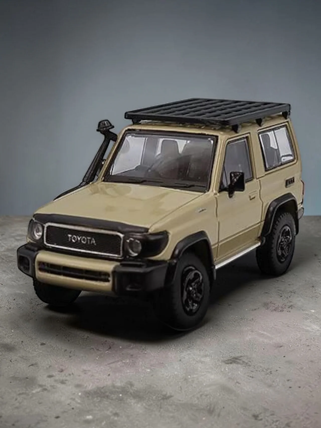 PARA64 TOYOTA LAND CRUISER 70 Series 1:64 Scale-Legendary Off-road Diecast Model - Image 6