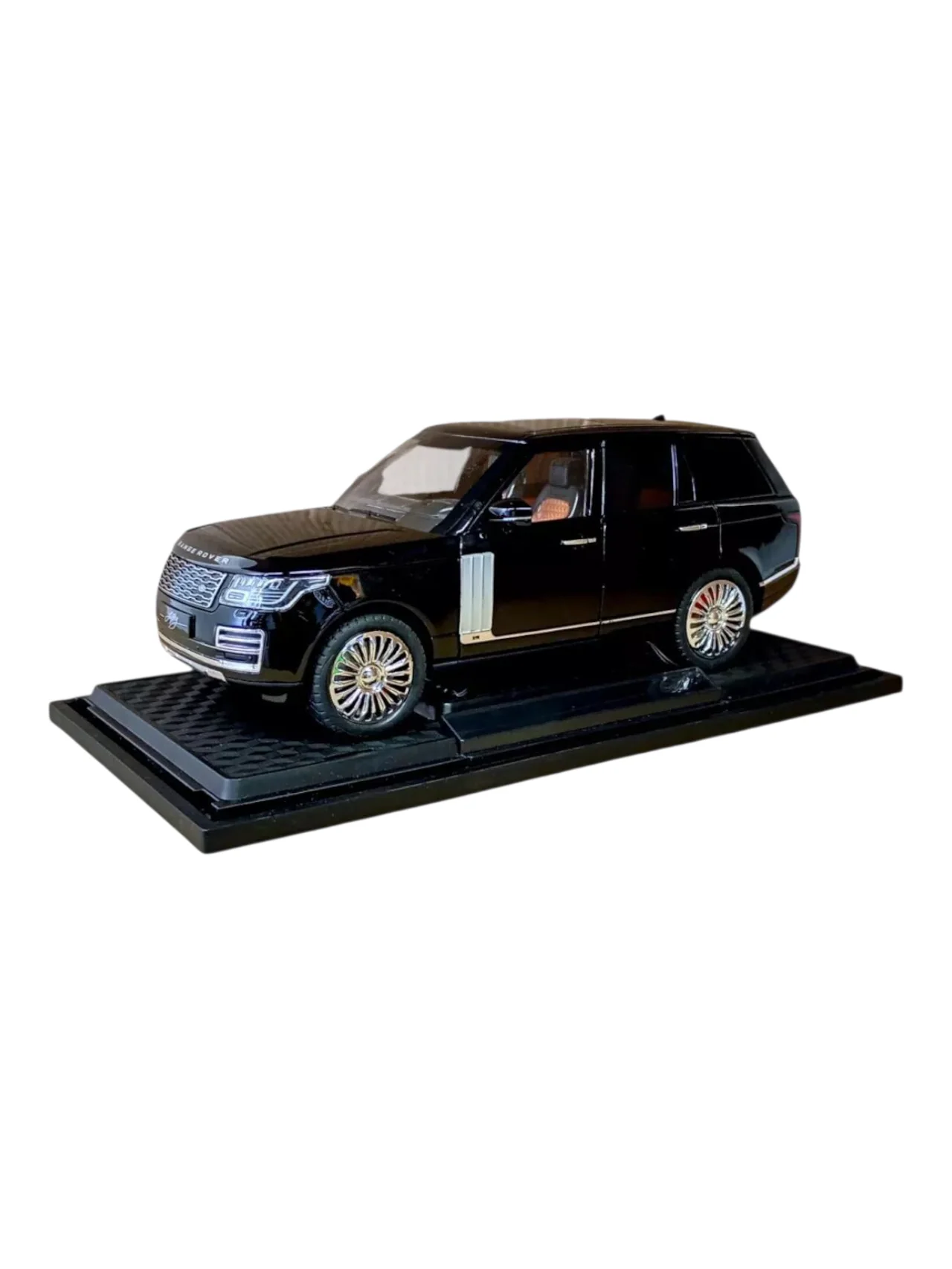 Range Rover 1:18 Scale Diecast - Image 20