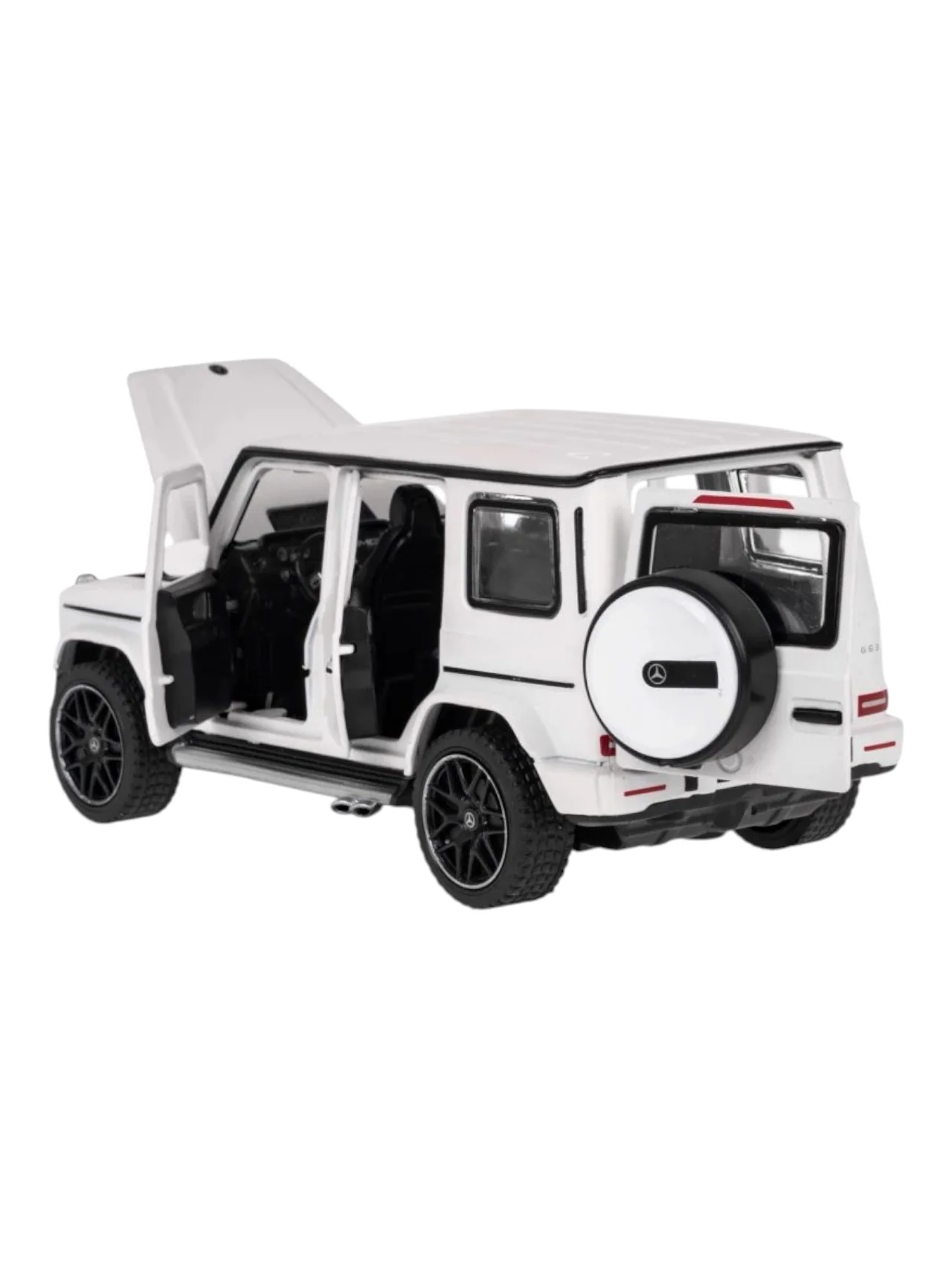 Rastar Mercedes-AMG G63 1:32 Scale Diecast - Image 9